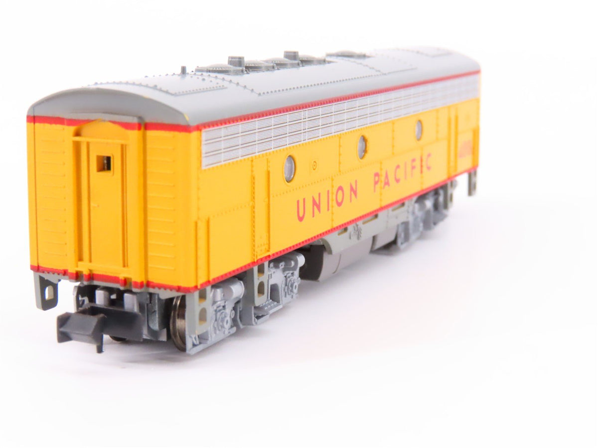 N Scale KATO 176-105 UP Union Pacific EMD F7B Diesel Locomotive #1488C