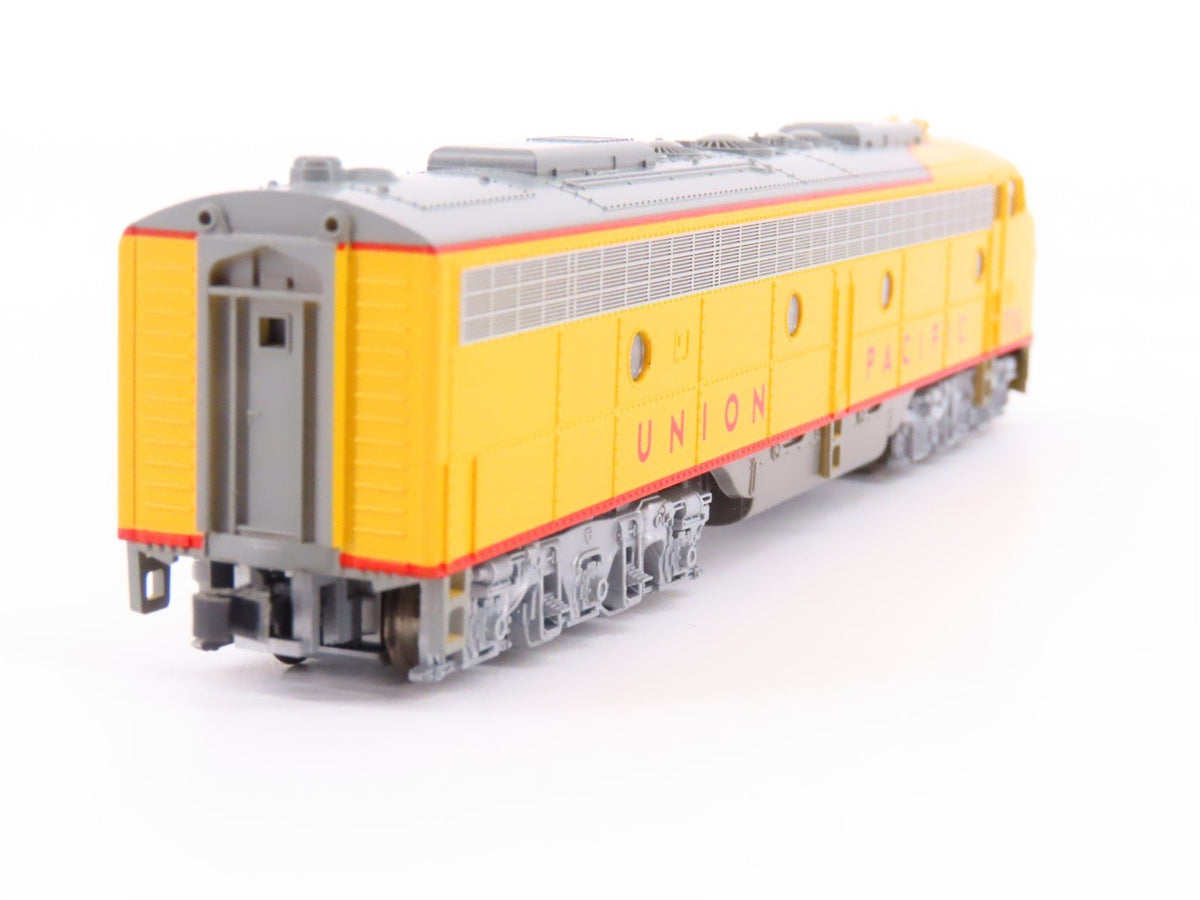 N Scale KATO 176-264 UP Union Pacific EMD E8/9A Diesel Locomotive #934