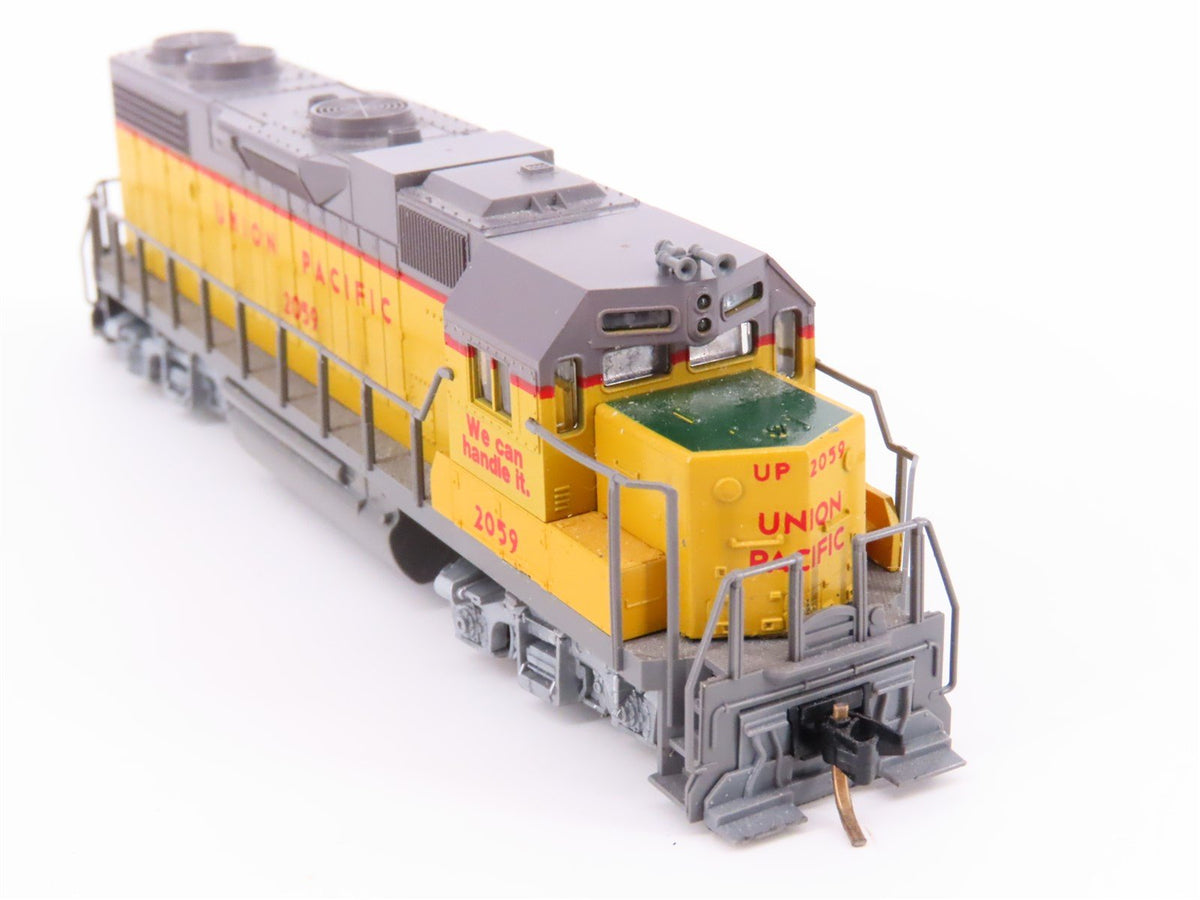 N Scale KATO 176-015 UP Union Pacific EMD GP38-2 Diesel Locomotive #2059