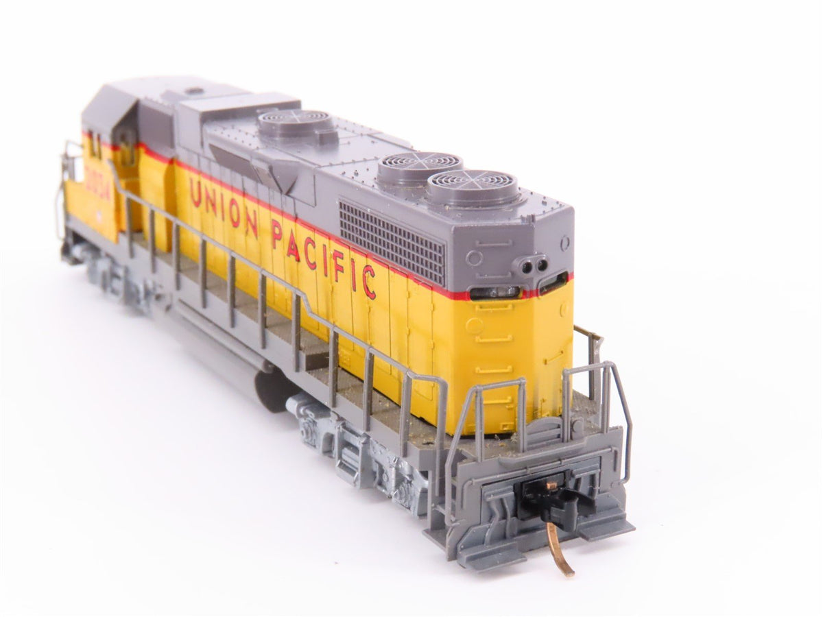 N Scale KATO 176-015 UP Union Pacific EMD GP38-2 Diesel #2034 - Custom