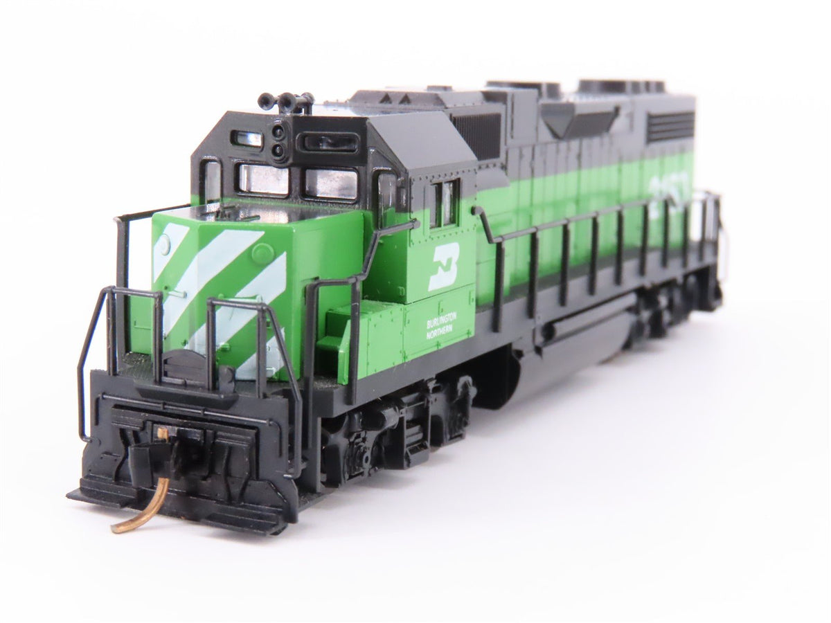 N Scale KATO 176-011 BN Burlington Northern EMD GP38-2 Diesel Locomotive #2150