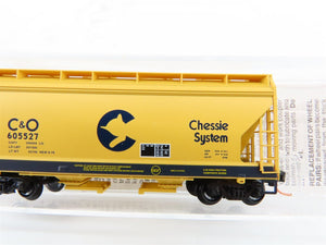 N Scale Micro-Trains MTL 92160 C&O Chessie System 2-Bay Covered Hopper #605527