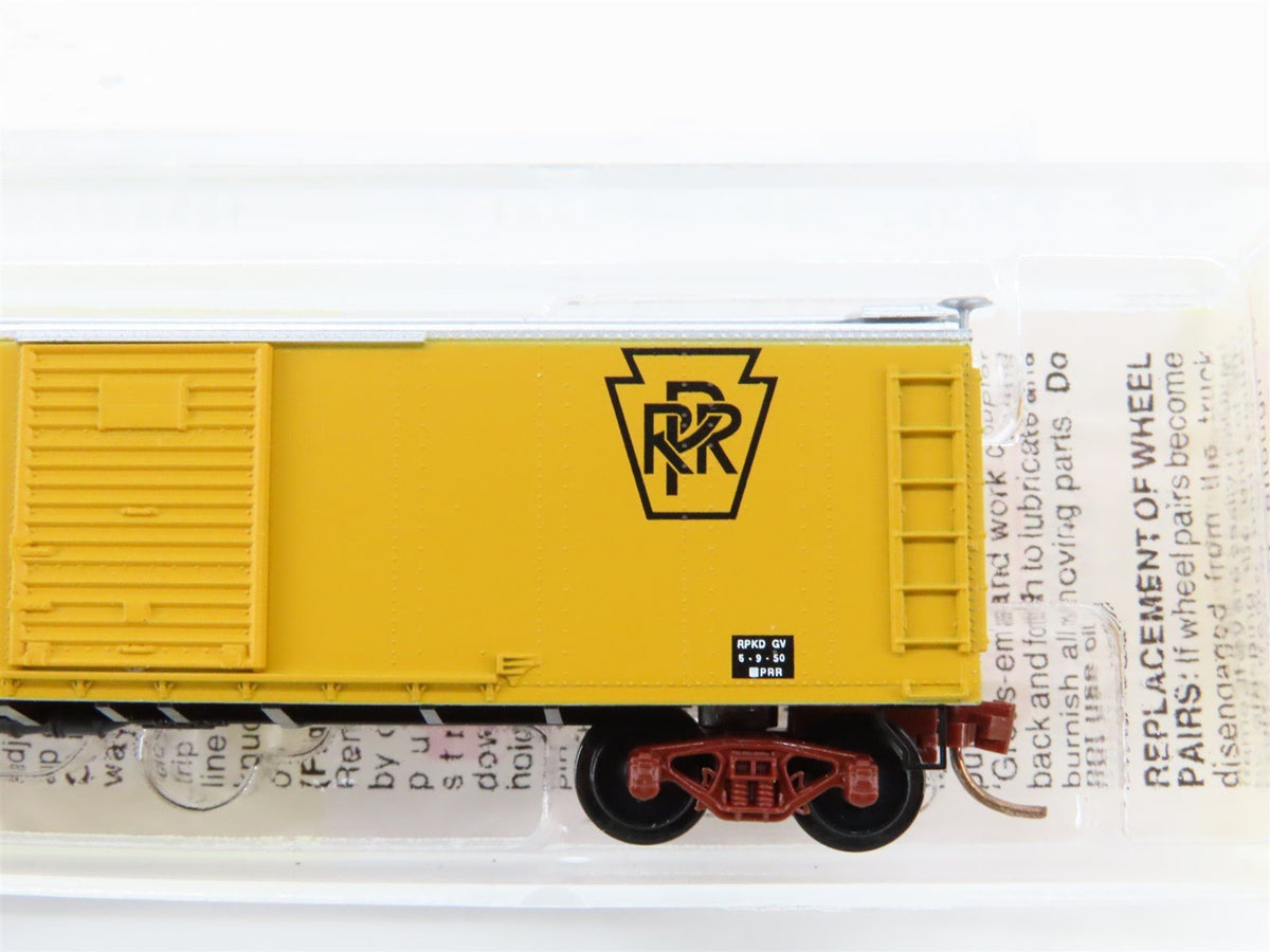 N Scale Micro-Trains MTL NSC 01-22 PRR Pennsylvania MOW Storage Box Car #489545