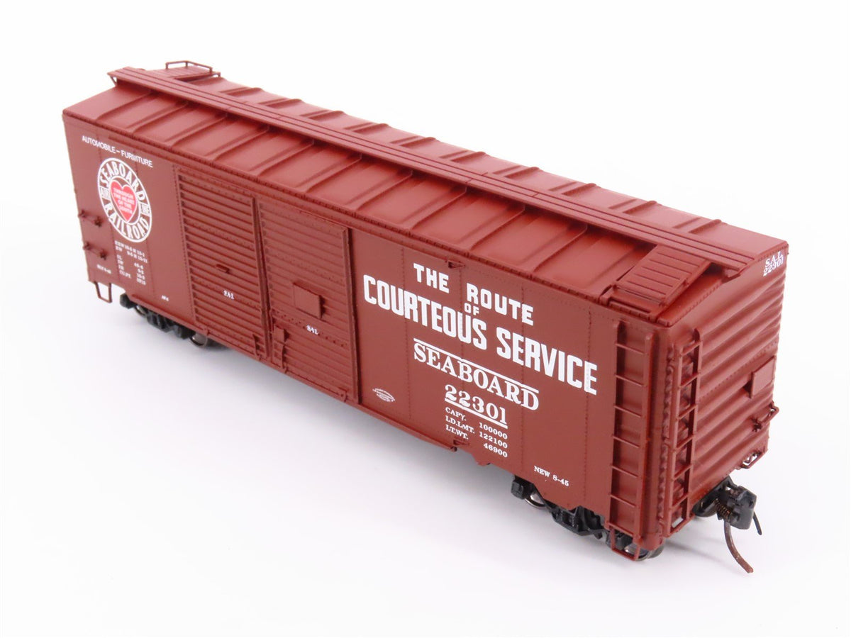 HO Scale Red Caboose RR38532-27 SAL &quot;Courteous Service&quot; 40&#39; Boxcar #22301