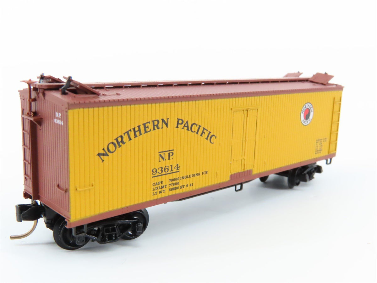 N Scale Kadee Micro-Trains MTL 49260 NP Northern Pacific 40&#39; Reefer #93614