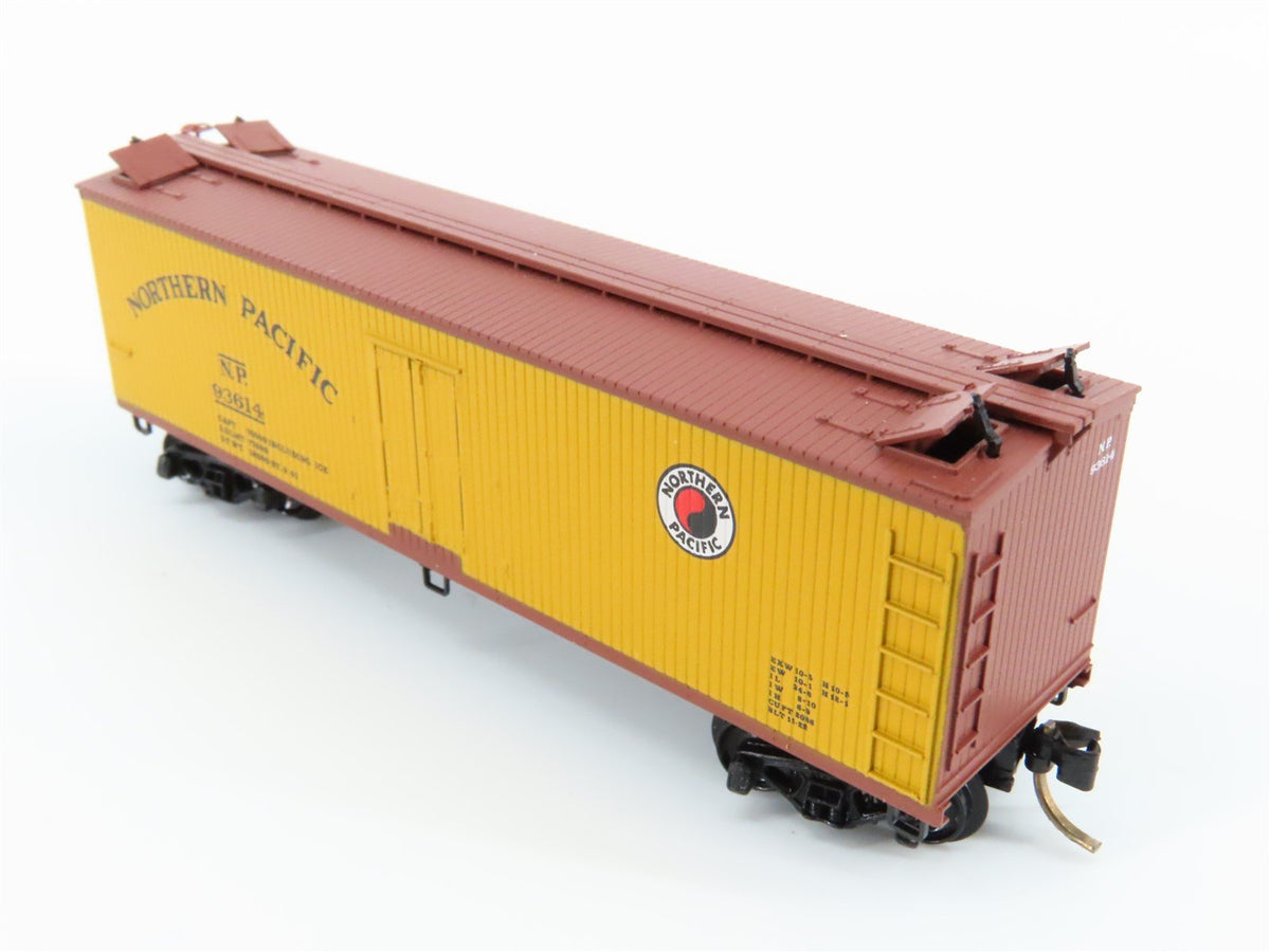 N Scale Kadee Micro-Trains MTL 49260 NP Northern Pacific 40&#39; Reefer #93614