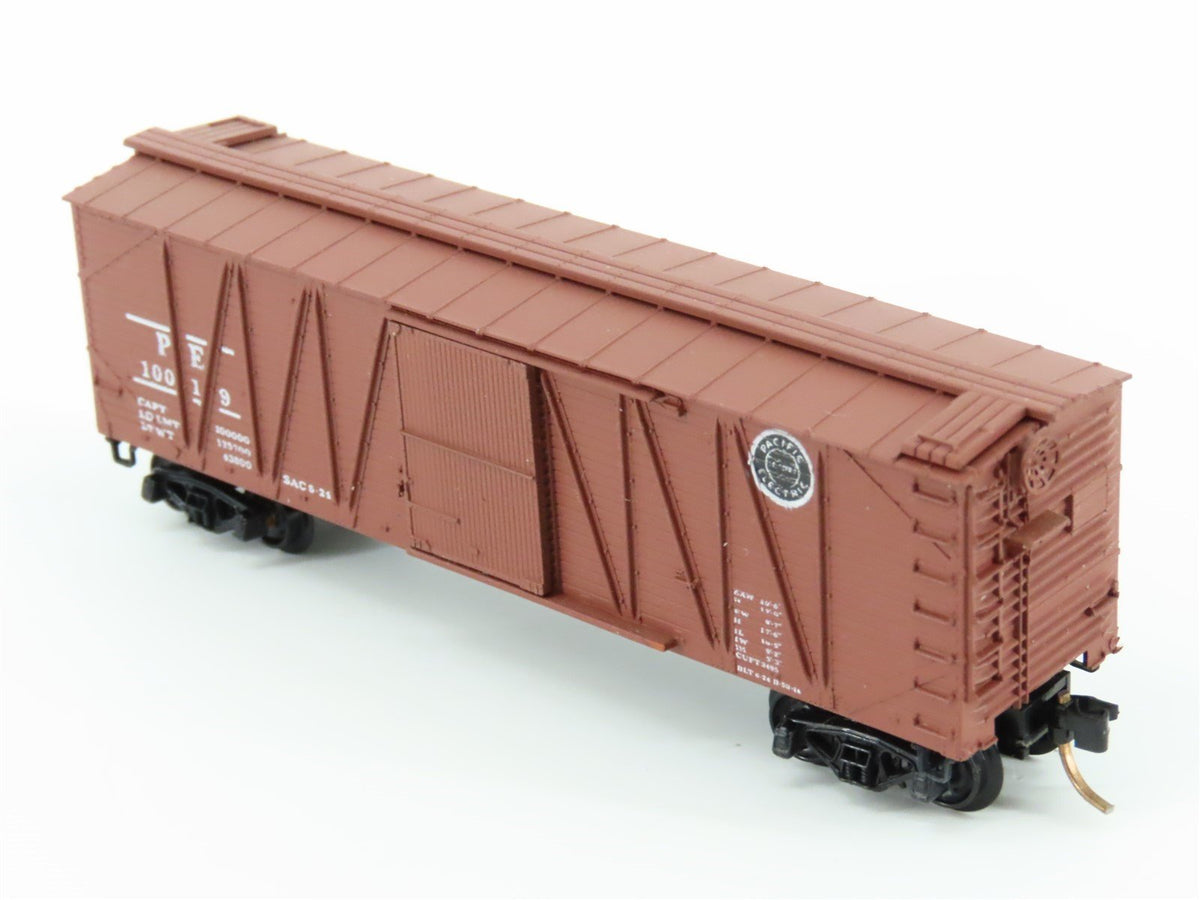 N Kadee Micro-Trains MTL 28362-1 PE Pacific Electric 40&#39; Boxcar 10019 Blue Label