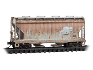 N Scale Micro-Trains MTL 98305084 CNW 2-Bay Covered Hoppers 2-Pack - Weathered