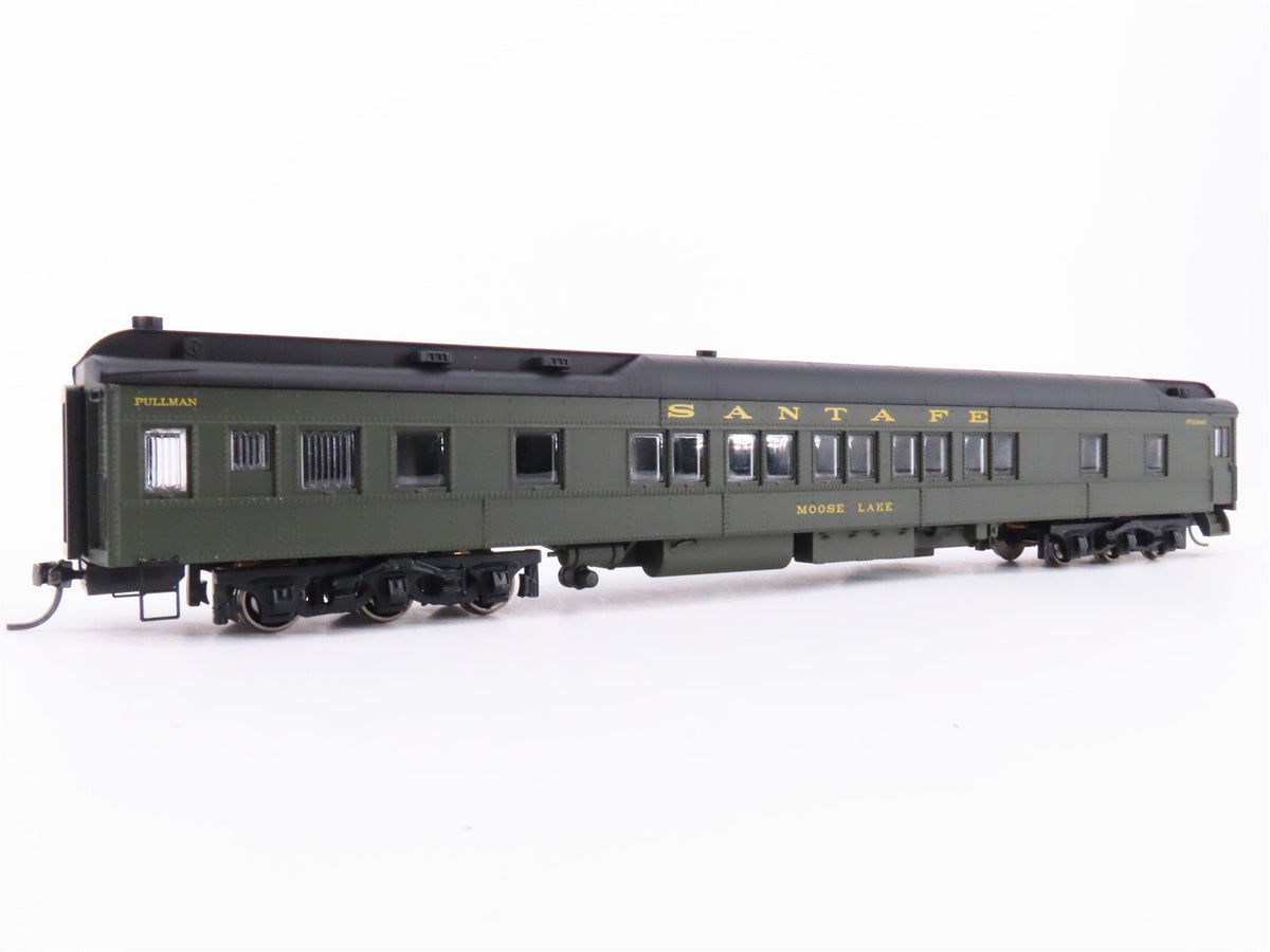 HO Scale Bachmann 13901 ATSF Santa Fe Heavyweight 80&#39; Pullman Passenger Car