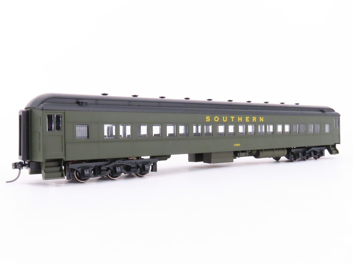 HO Scale Bachmann 13706 Southern Heavyweight 72&#39; Pullman Passenger Car #1050