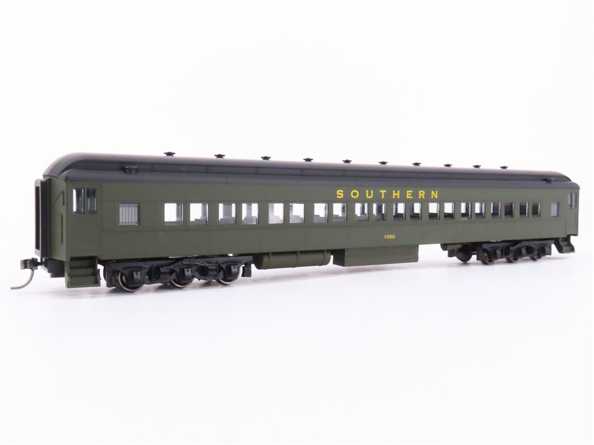 HO Scale Bachmann 13706 Southern Heavyweight 72&#39; Pullman Passenger Car #1050