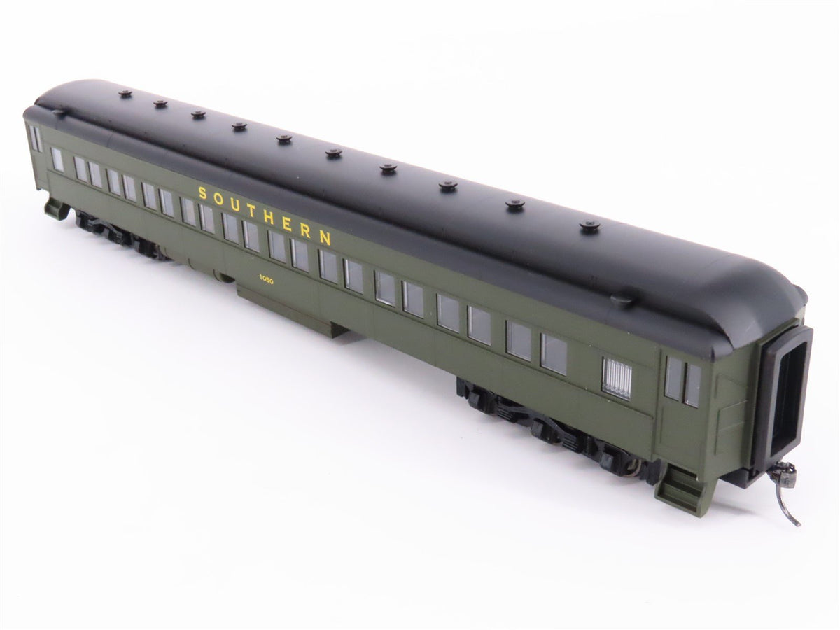 HO Scale Bachmann 13706 Southern Heavyweight 72&#39; Pullman Passenger Car #1050