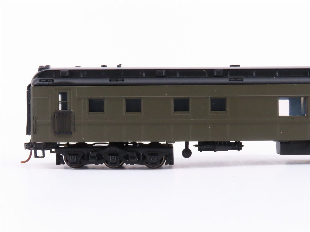 HO Scale Bachmann Spectrum 89524 Unlettered Pullman Green Diner Passenger Car