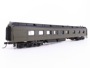 HO Scale Bachmann Spectrum 89524 Unlettered Pullman Green Diner Passenger Car