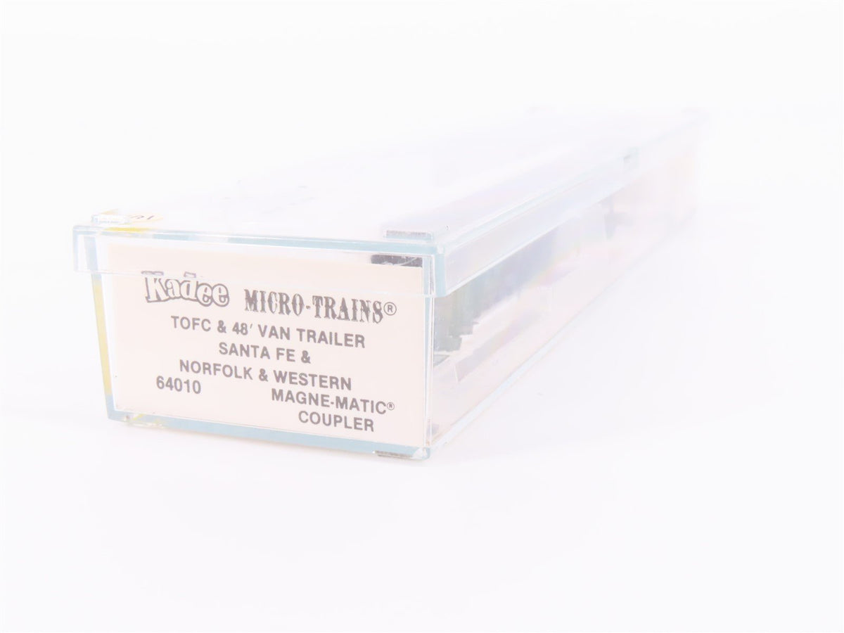 N Kadee Micro-Trains MTL 64010 ATSF TOFC Flat Car #293261 w/45&#39; N&amp;W Trailer