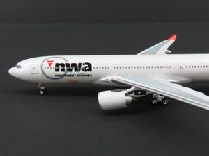 1:400 Big-Bus Models NWA Northwest Airlines Airbus A330-200 #N858NW