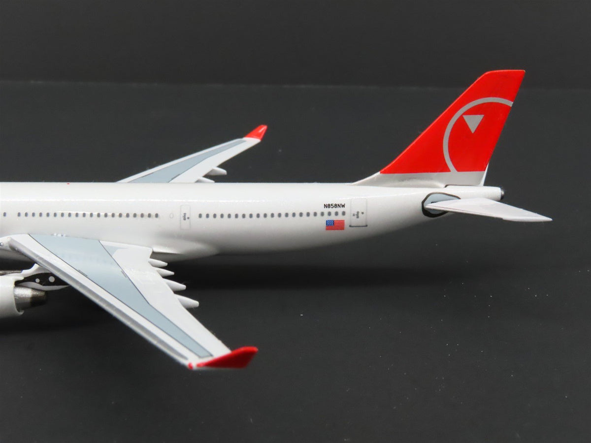 1:400 Big-Bus Models NWA Northwest Airlines Airbus A330-200 #N858NW