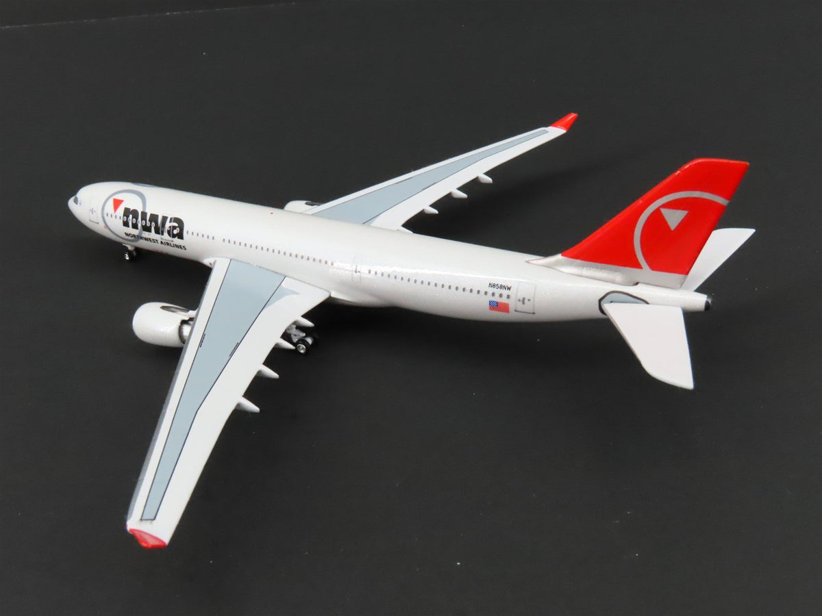 1:400 Big-Bus Models NWA Northwest Airlines Airbus A330-200 #N858NW