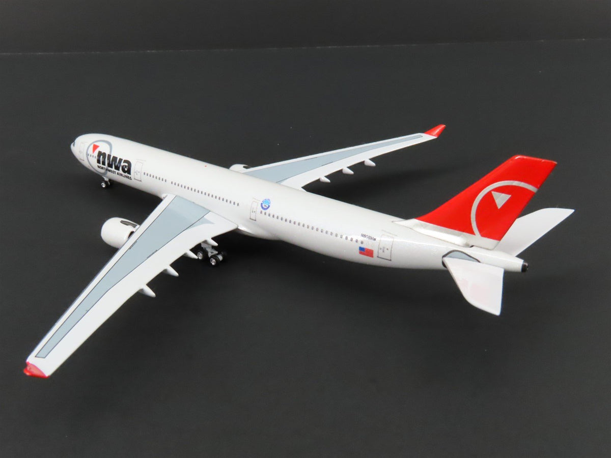 1:400 Aero Classics Big-Bus NWA Northwest Airlines Airbus A330-300 #N808NW