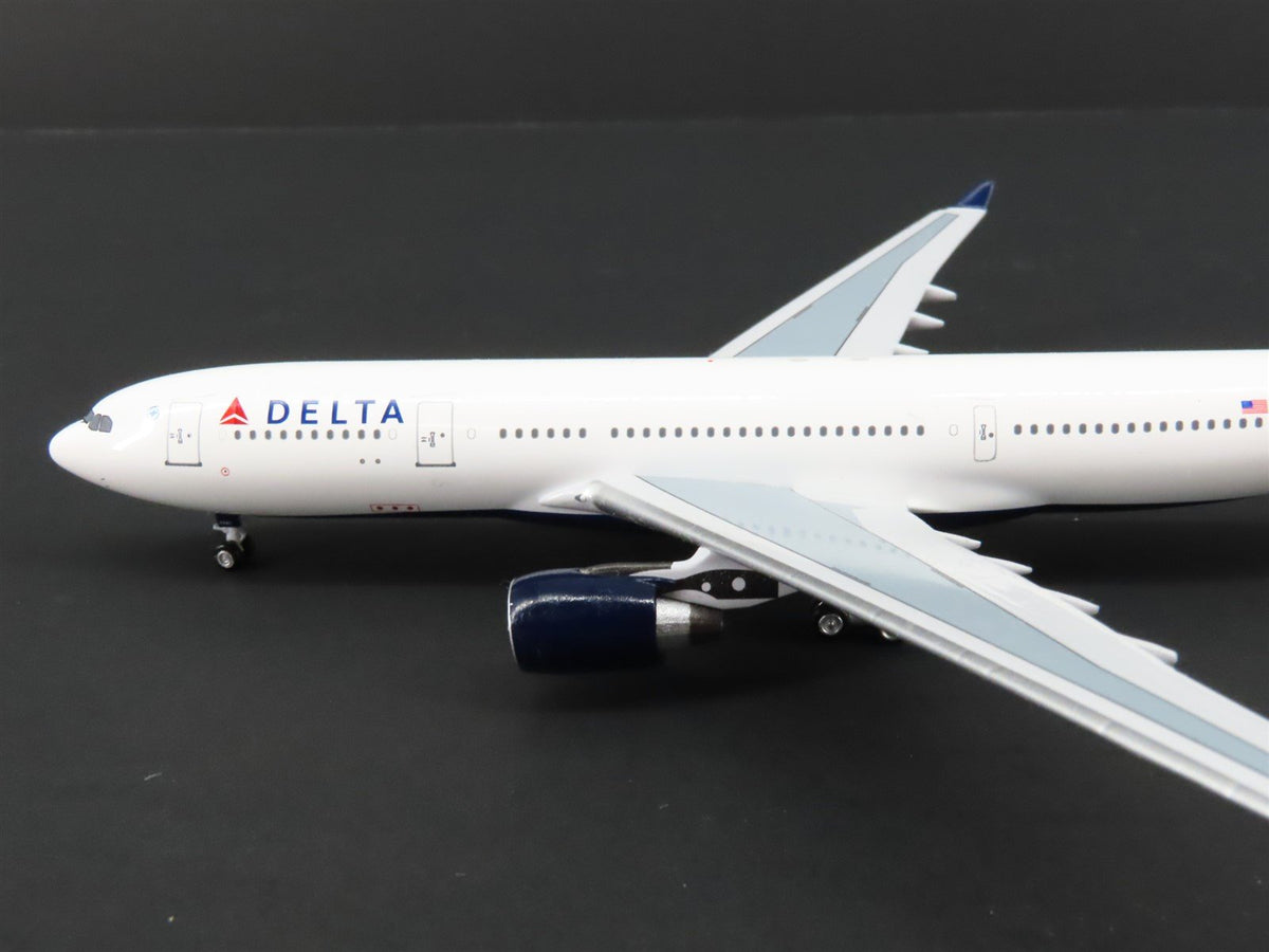 1:400 Big-Bus Models Diecast Delta Airlines EX-NW Airbus A330-200 #N861NW