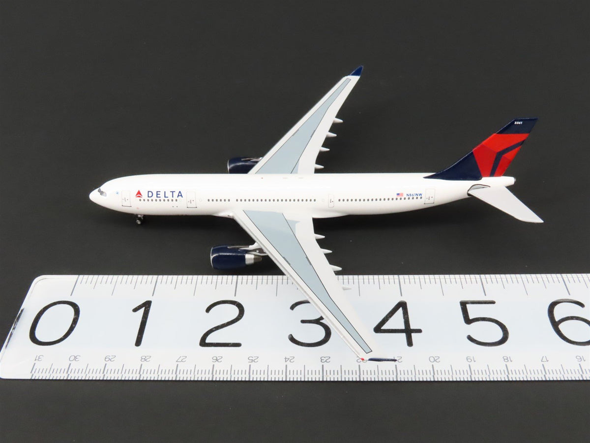 1:400 Aero Classics Big-Bus Diecast Delta Airlines EX-NW Airbus A330-200 #N861NW