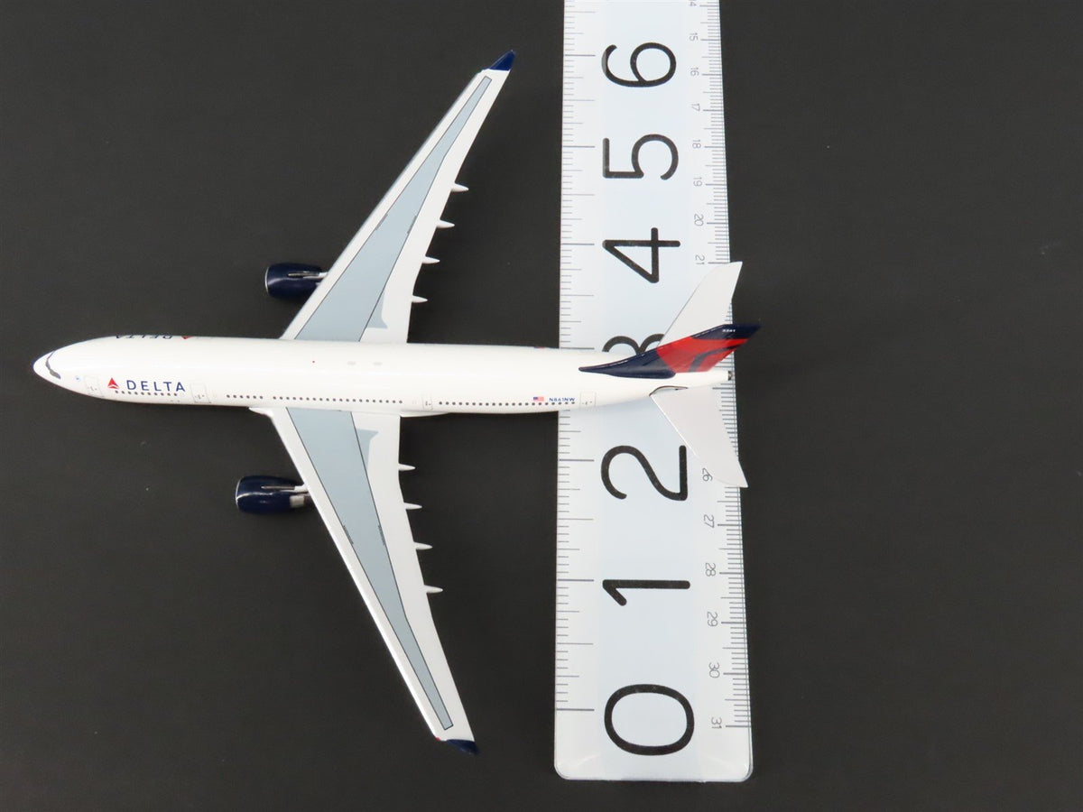 1:400 Aero Classics Big-Bus Diecast Delta Airlines EX-NW Airbus A330-200 #N861NW