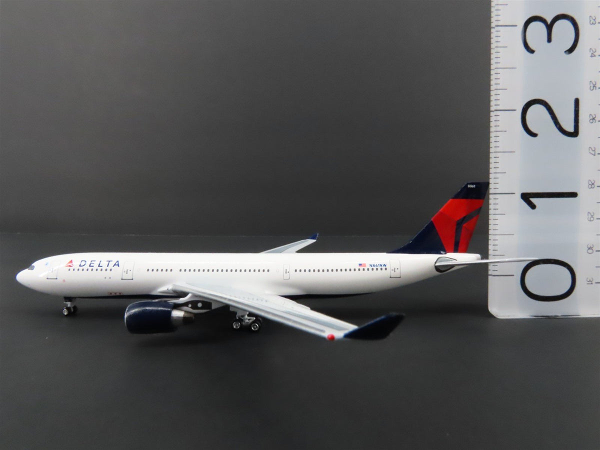 1:400 Aero Classics Big-Bus Diecast Delta Airlines EX-NW Airbus A330-200 #N861NW