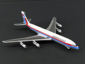 1:400 Scale Latin Classics Dominicana Boeing B737-320 Puerto Plata #HI-442CT