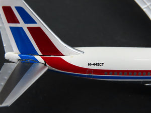 1:400 Scale Latin Classics Dominicana Boeing B737-320 Puerto Plata #HI-442CT