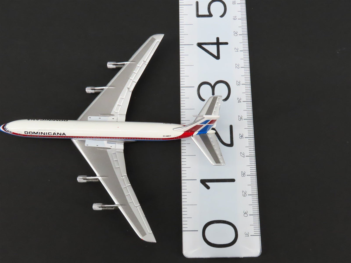 1:400 Scale Latin Classics Dominicana Boeing B737-320 Puerto Plata #HI-442CT