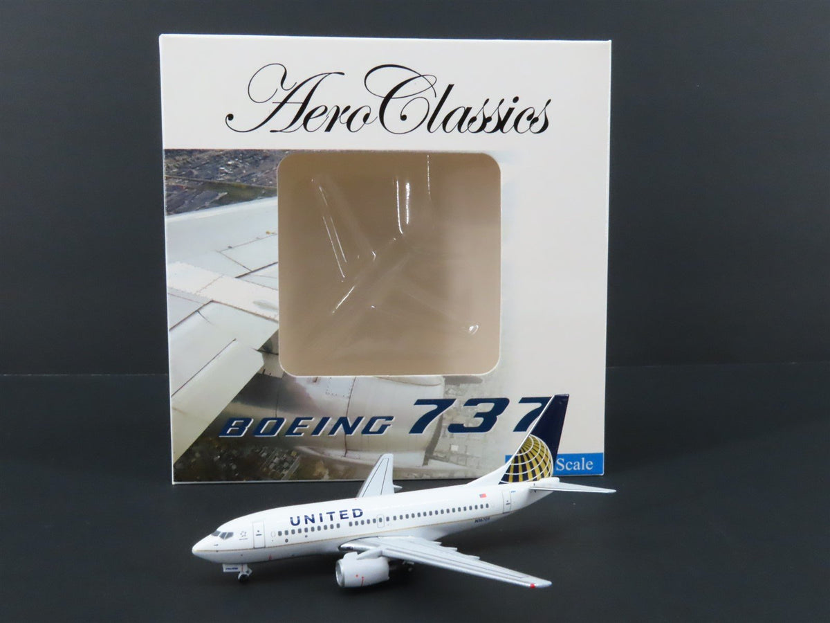 1:400 Aero Classics Die-Cast United Airlines Boeing B737-724 Airliner N16709