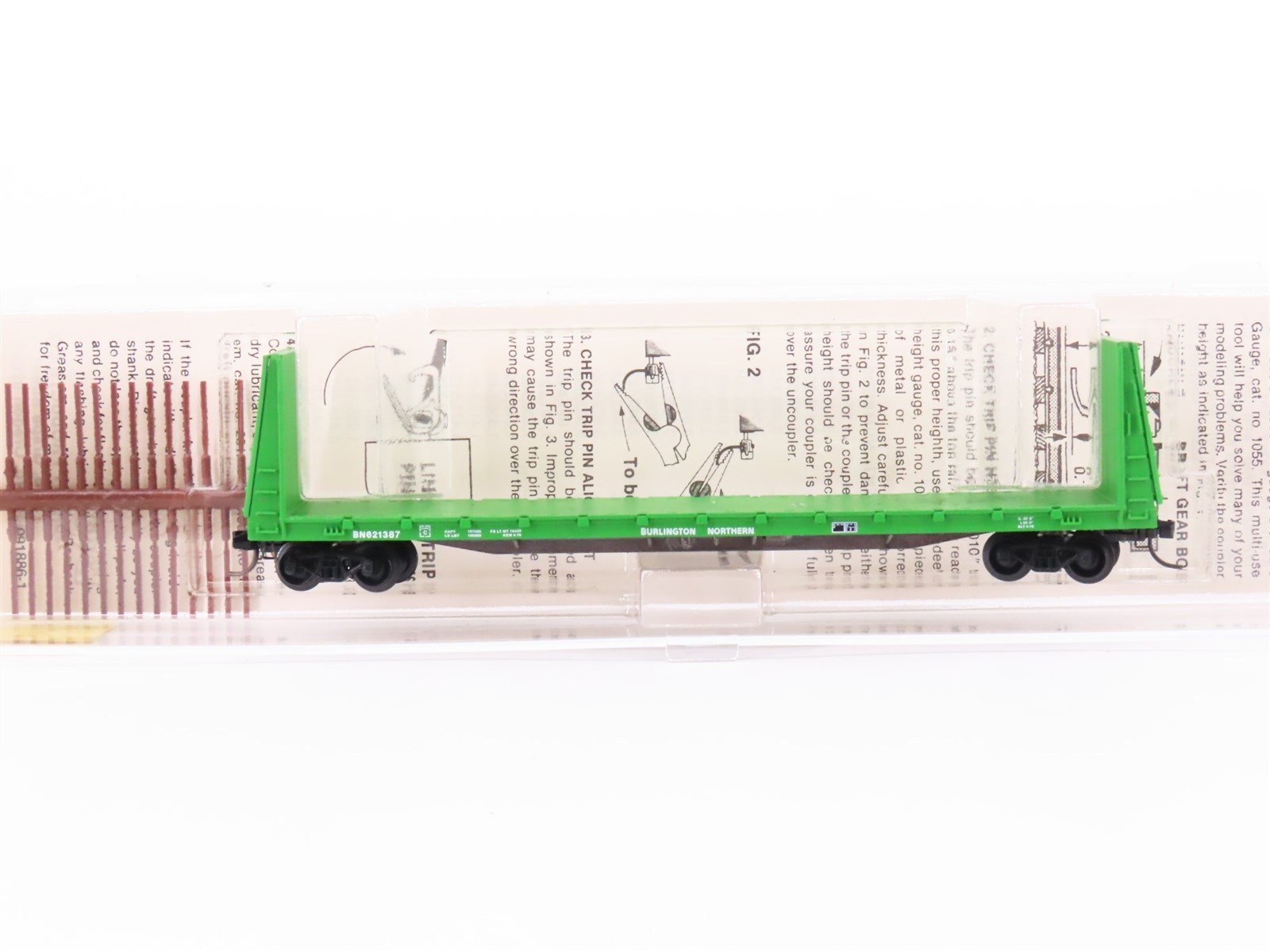 N Scale Kadee Micro-Trains MTL 54010 BN 61'6" Bulkhead Flat Car #621468