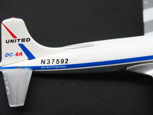 1:400 Scale Aero Classics United McDonnell Douglas DC-6A Cargoliner #N37592