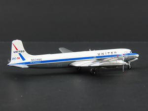 1:400 Scale Aero Classics United McDonnell Douglas DC-7A Cargoliner #N6346C