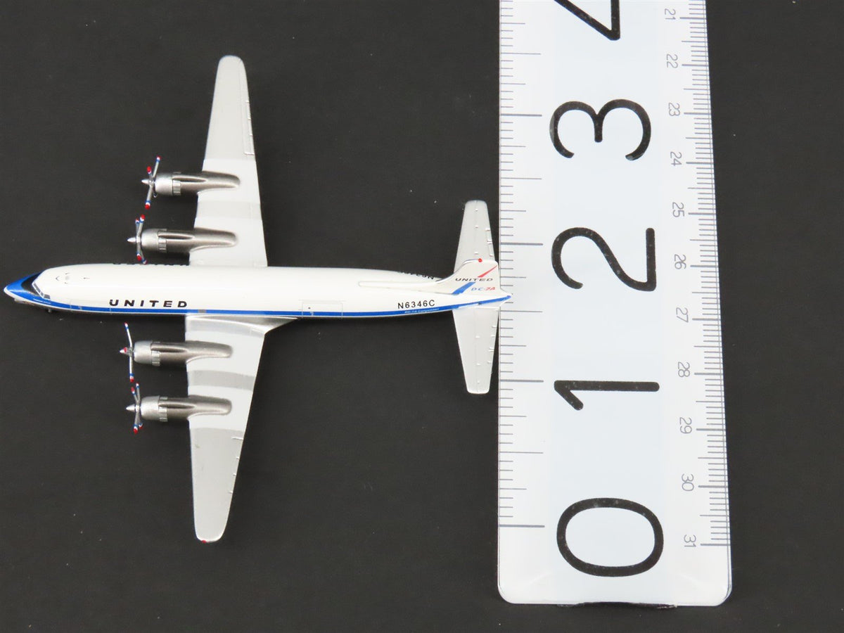 1:400 Scale Aero Classics United McDonnell Douglas DC-7A Cargoliner #N6346C