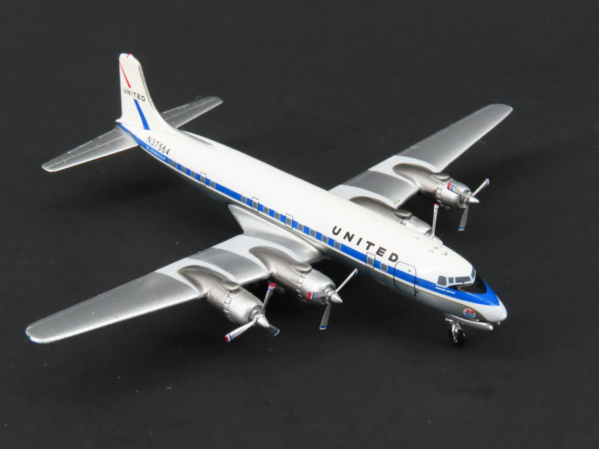 1:400 Scale Aero Classics United McDonnell Douglas DC-6B Mainliner #N37564