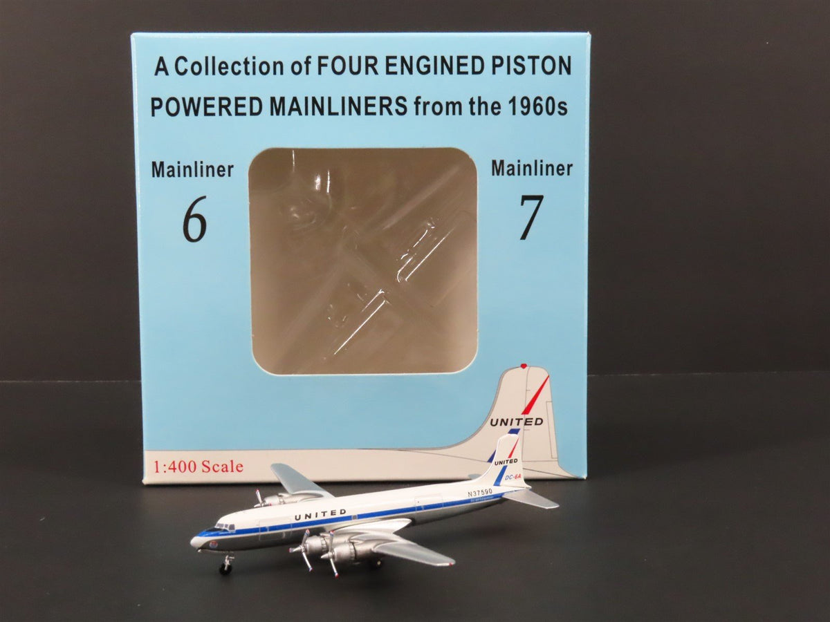 1:400 Scale Aero Classics United McDonnell Douglas DC-6A Cargoliner #N37590