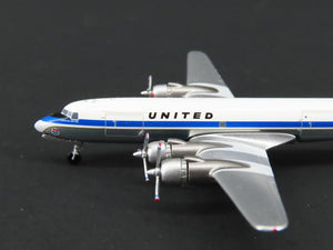 1:400 Scale Aero Classics United McDonnell Douglas DC-6A Cargoliner #N37590