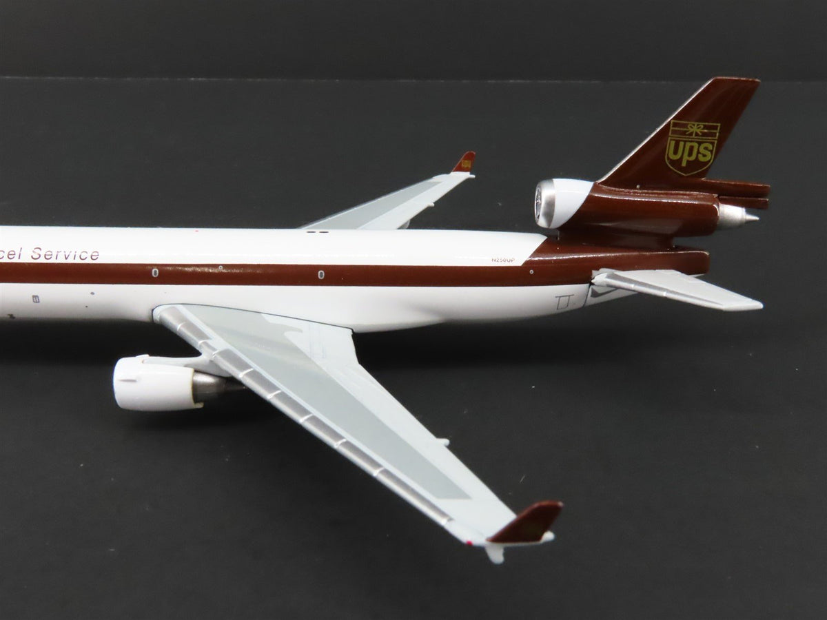 1:400 Scale Gemini Jets UPS McDonnell Douglas MD-11 Airliner #N250UP w/ Stand