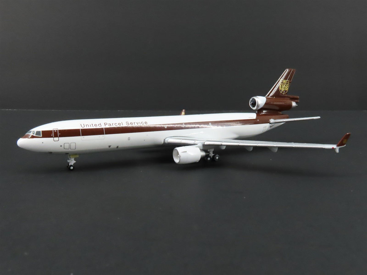 1:400 Scale Gemini Jets UPS McDonnell Douglas MD-11 Airliner #N250UP w/ Stand