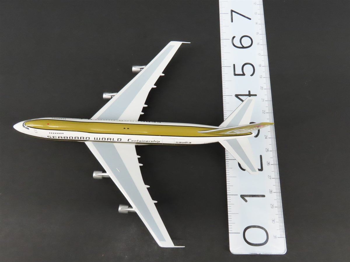 1:400 Scale 400 Your Craftsman Seaboard World Containership Saudia Boeing B747