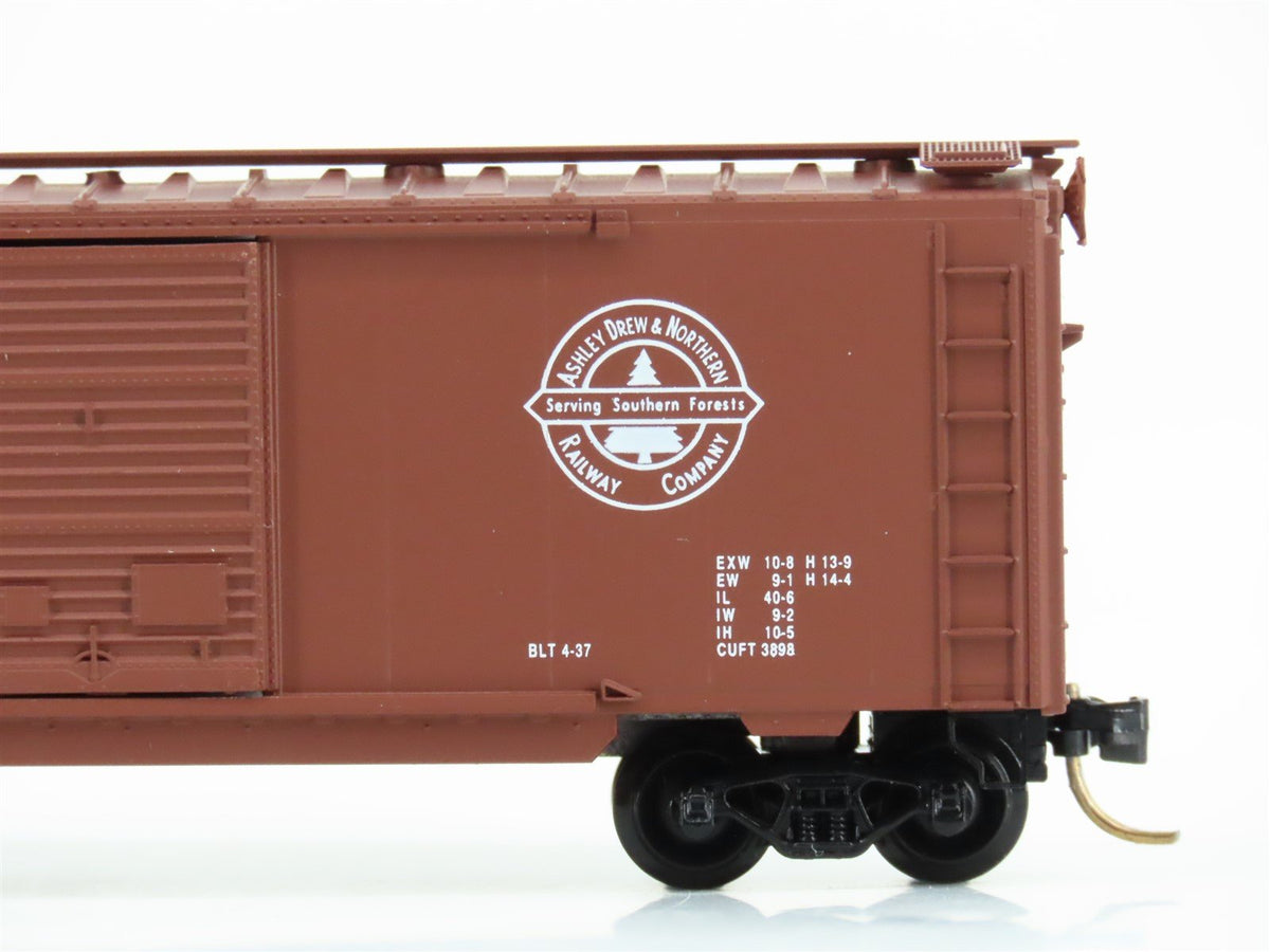 N Scale Micro-Trains MTL 23240 AD&amp;N Ashley Drew &amp; Northern 40&#39; Box Car #2413