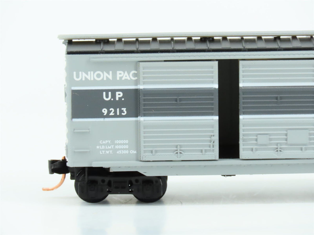 N Scale Micro-Trains MTL 23270 UP Union Pacific 40&#39; Double Door Box Car #9213