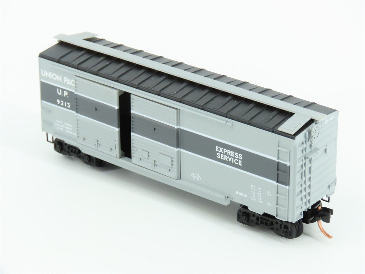 N Scale Micro-Trains MTL 23270 UP Union Pacific 40&#39; Double Door Box Car #9213