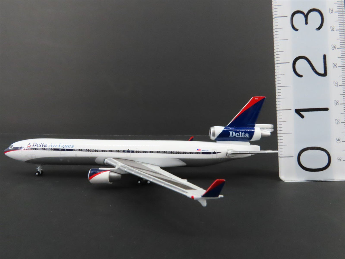 1:400 Scale Gemini Jets GJDAL168 Delta McDonnell Douglas MD-11 Airliner #N812DE