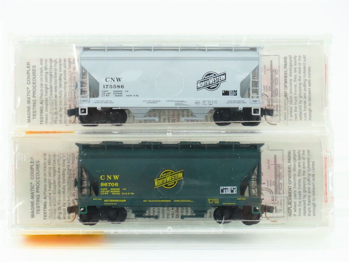 N Micro-Trains MTL 92102 CNW Chicago &amp; North Western 2-Bay Hopper 2-Pack Sealed