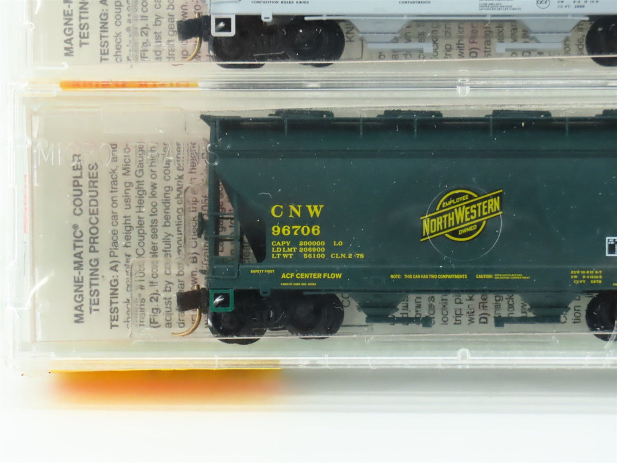 N Micro-Trains MTL 92102 CNW Chicago &amp; North Western 2-Bay Hopper 2-Pack Sealed