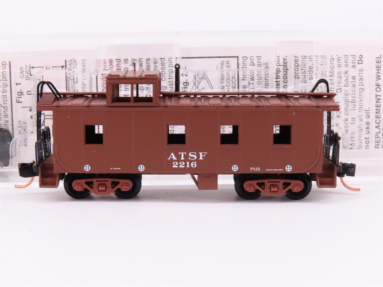 N Scale Micro-Trains MTL 100180 ATSF Santa Fe Railroad 36' Steel Caboose #2216