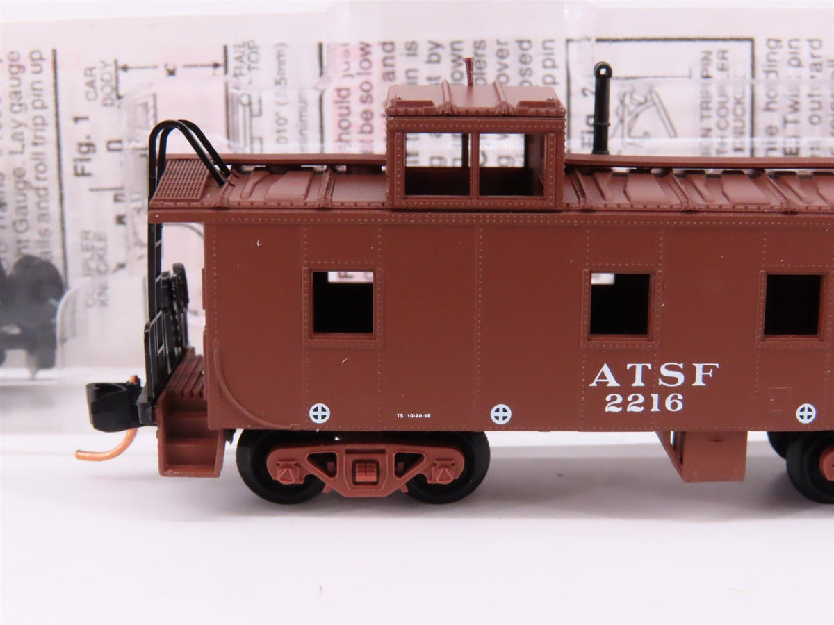 N Scale Micro-Trains MTL 100180 ATSF Santa Fe Railroad 36&#39; Steel Caboose #2216