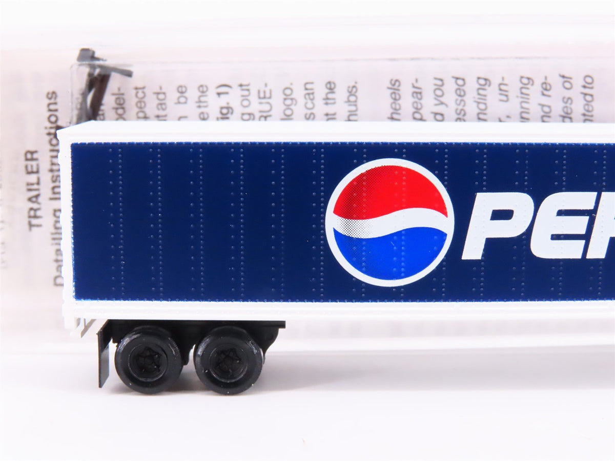 N Scale Micro-Trains MTL 68070 Pepsi 48&#39; Trailer